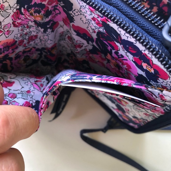 NWOT Vera Bradley 3 in 1 crossbody wristlet wallet - Picture 14 of 16